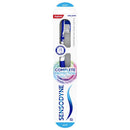 SENSODYNE SPAZZOLINO COMPLETE PROTECTION